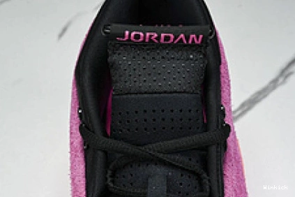 DH4121-600 SHOCKING 14 PINK (W) JORDAN LOW RETRO 1020
